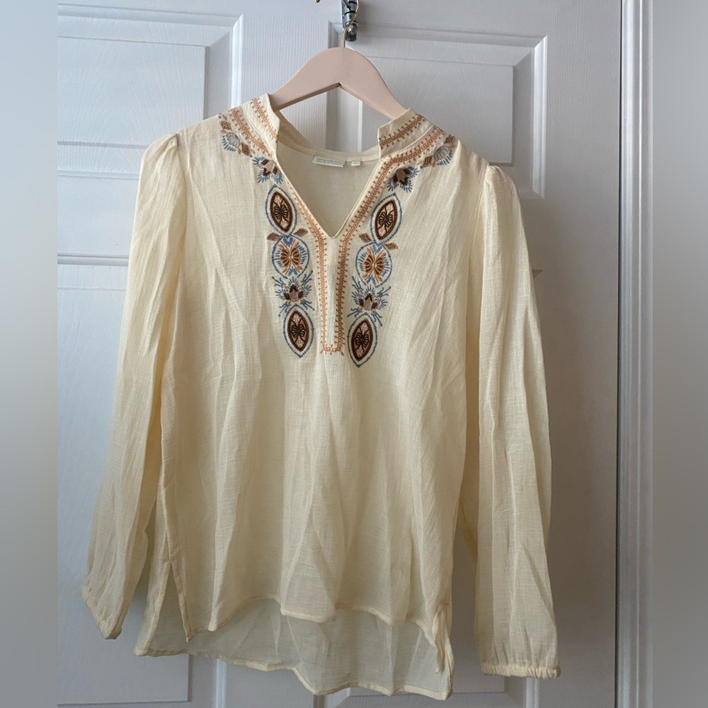 Ashley river embroidered tunic